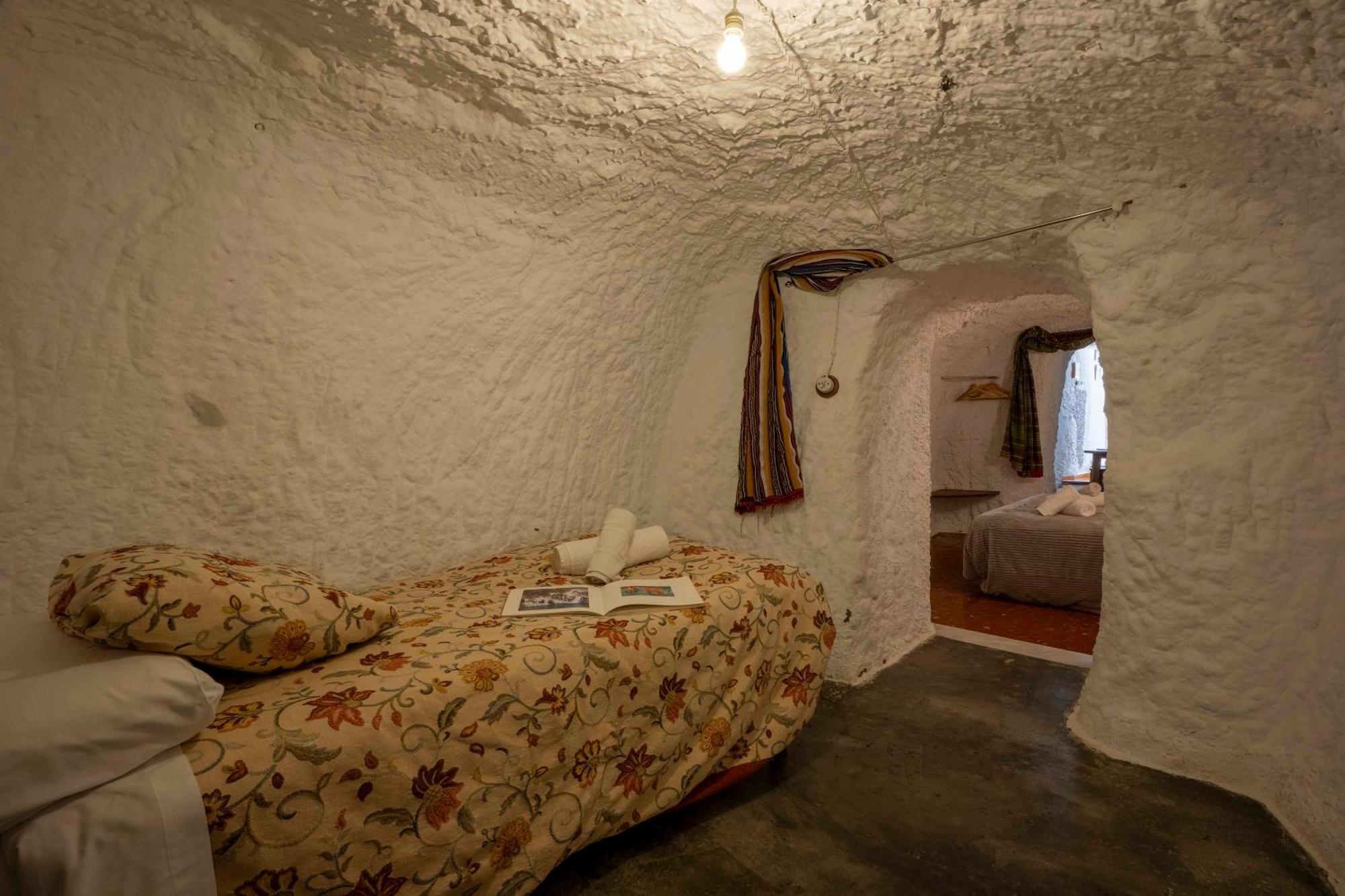 La Cueva De La Abuela Villa Cenes De La Vega Eksteriør bilde